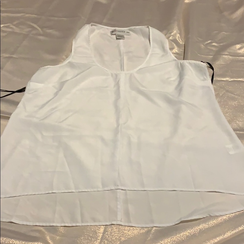 Tank - Picture 2 of 3